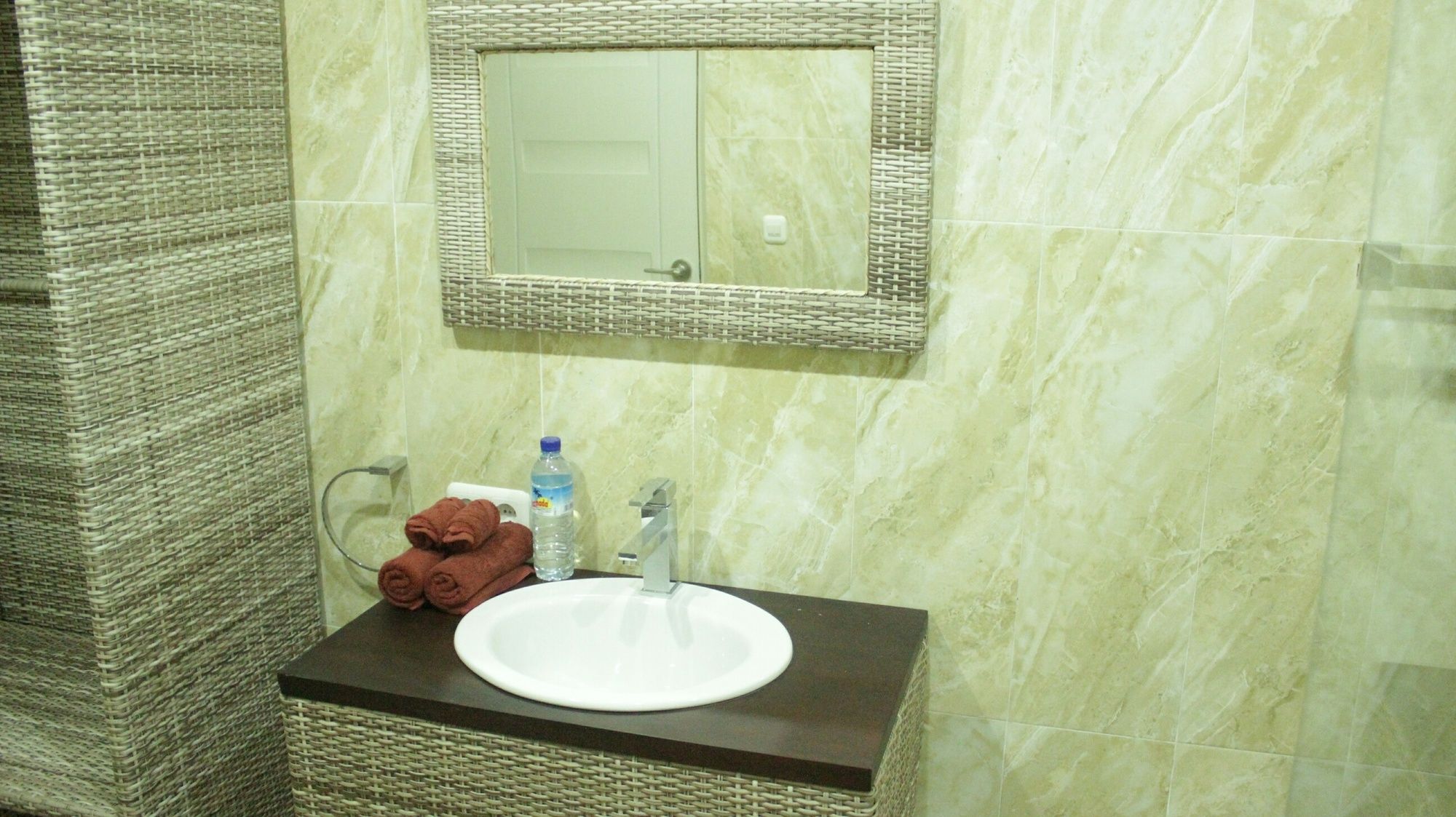 Gili Meno Mojo Beach Resort Екстер'єр фото
